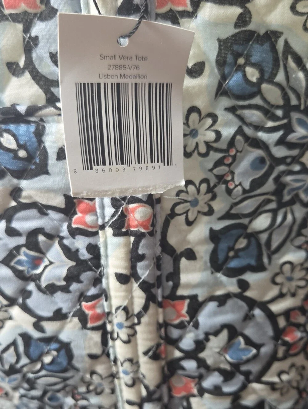 NWT Vera Bradley Small Vera Tote in Lisbon Medallion – New With Tags